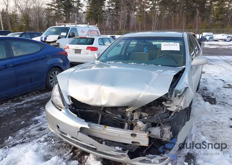2003 Toyota Camry Le from USA, damaged, VIN JTDBE32K330229321